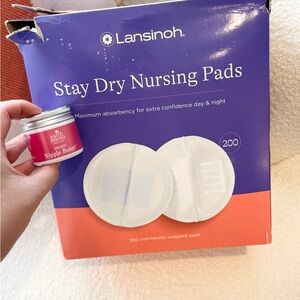 ✨BUNDLE✨Earth Mama Organic Nipple Butter & Lansinoh Stay Dry Nursing Pads